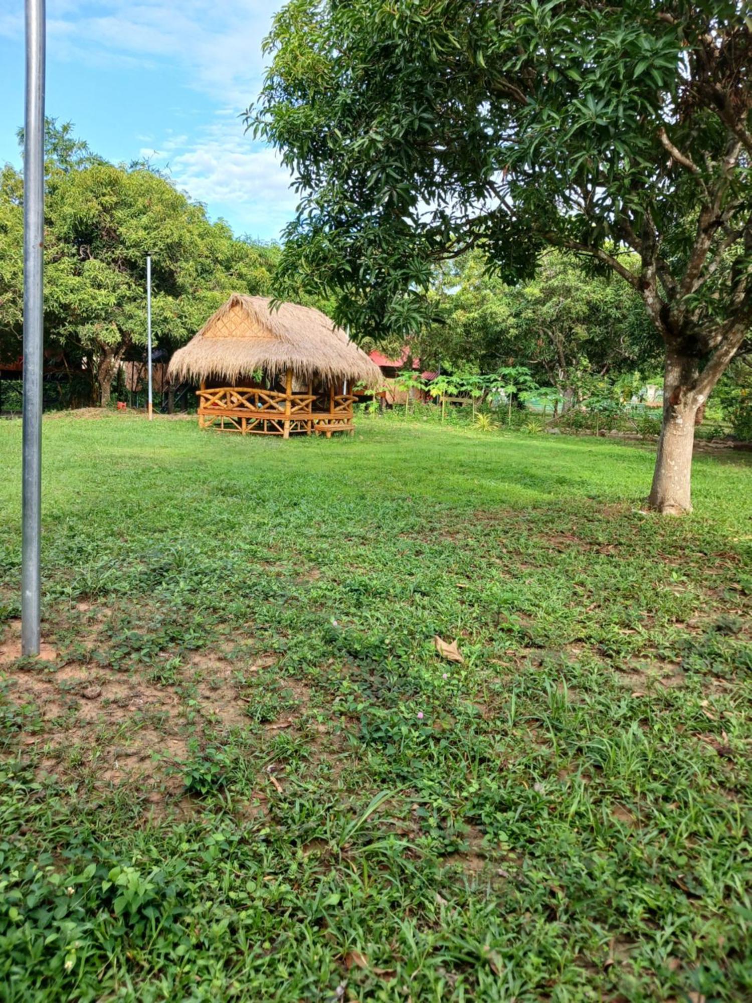Hotel Le Soleil à Kep Extérieur photo