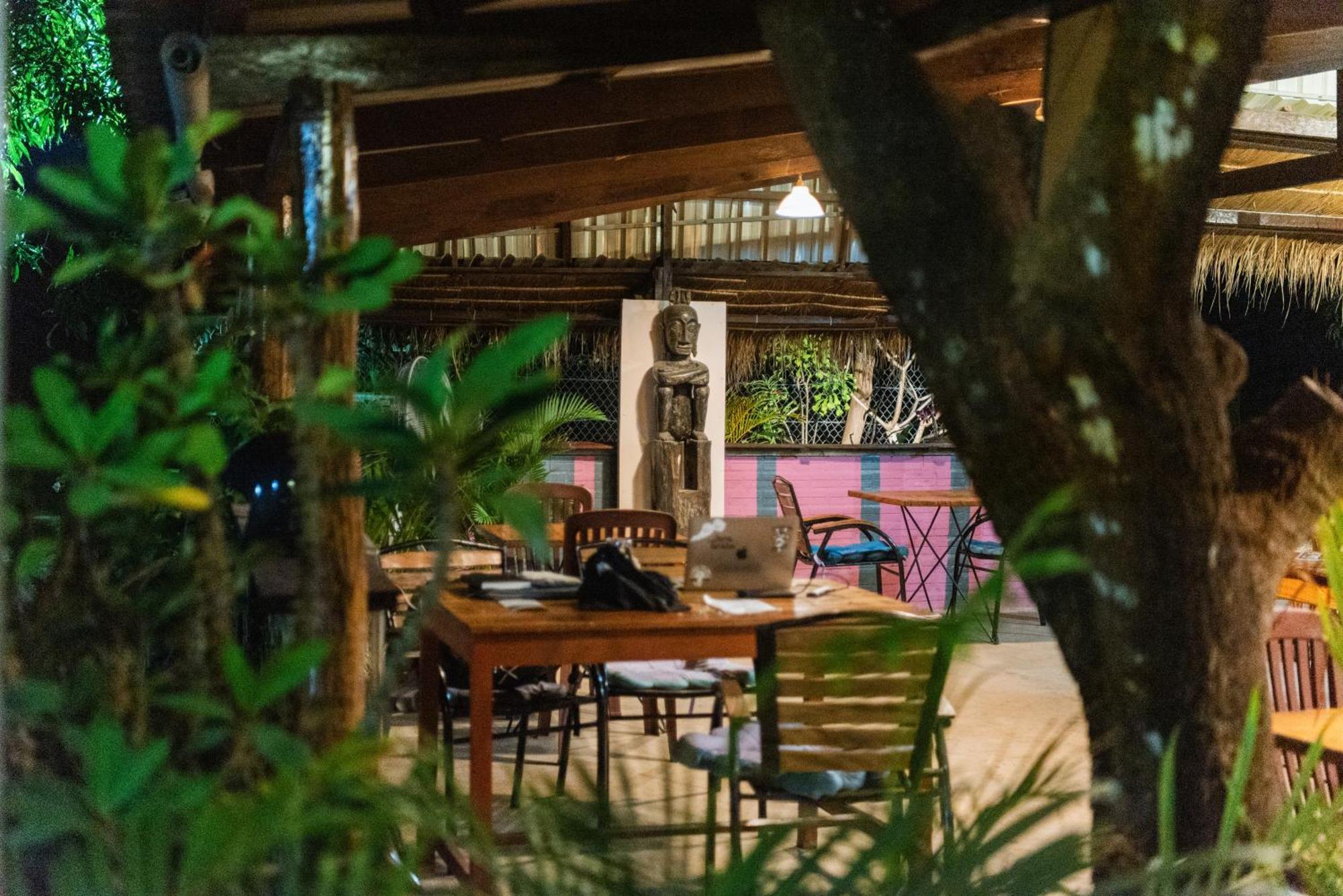 Hotel Le Soleil à Kep Extérieur photo