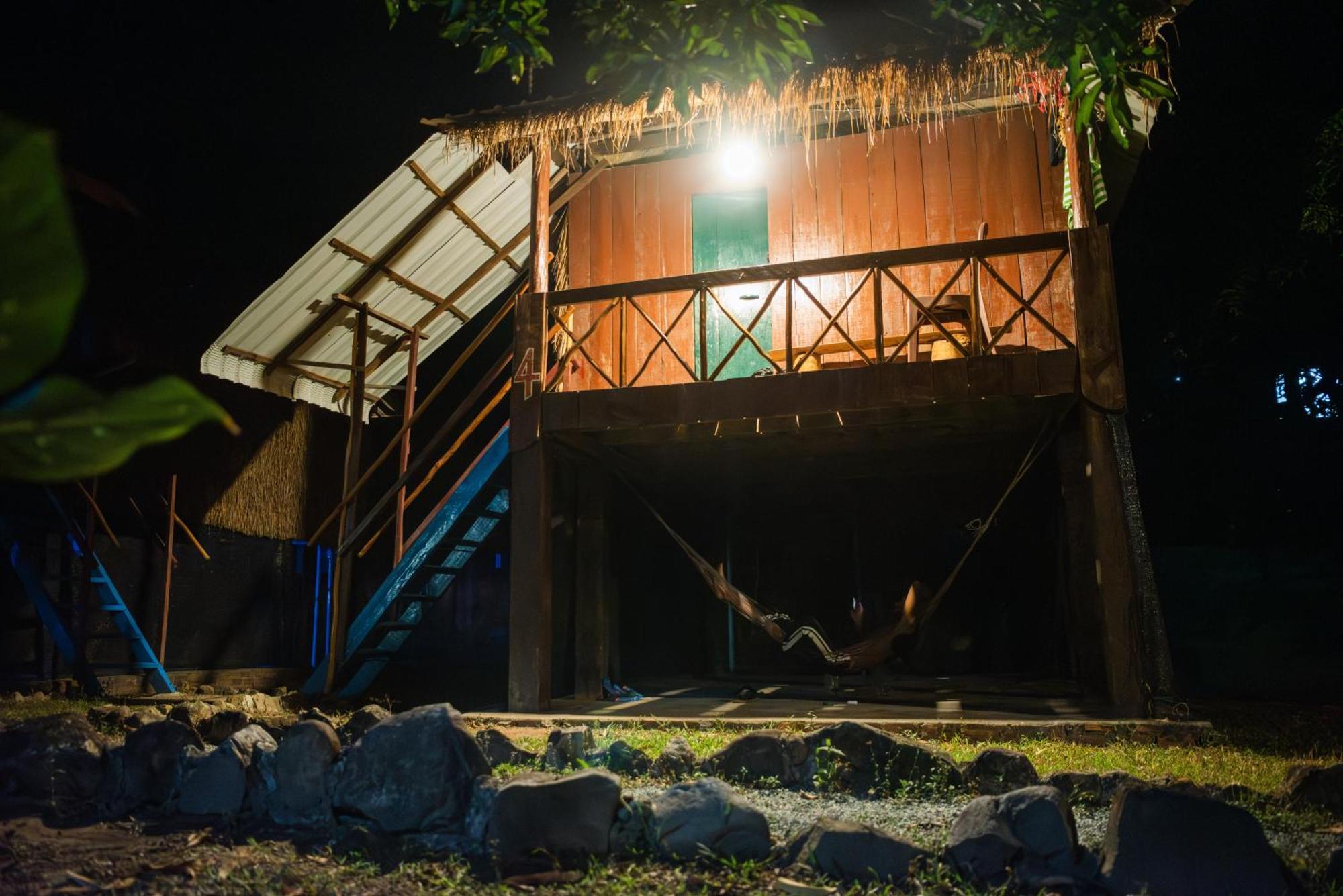 Hotel Le Soleil à Kep Extérieur photo