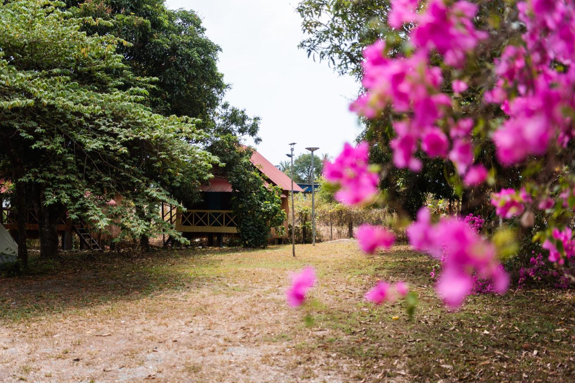 Hotel Le Soleil à Kep Extérieur photo